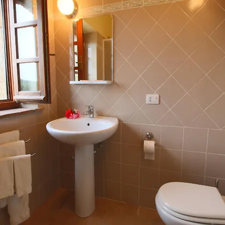 Unique With Pool Sorano (Grosseto)