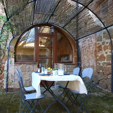 Casa vacanze Unique With Pool